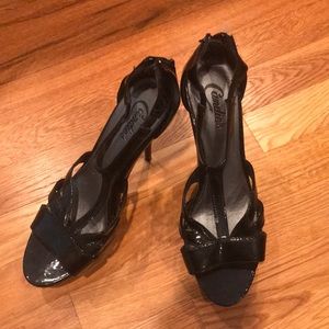 Black heels brand new
